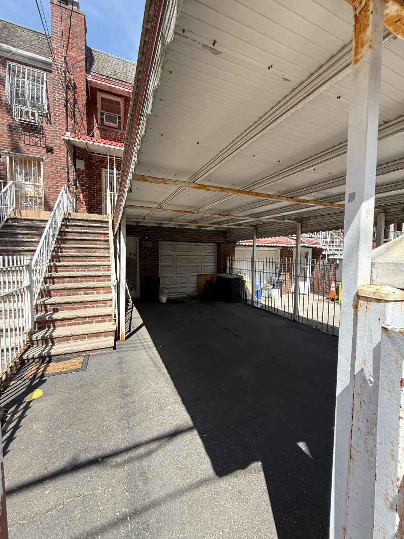 #18 photo, 2919 Wallace Avenue, Bronx , NY 10467