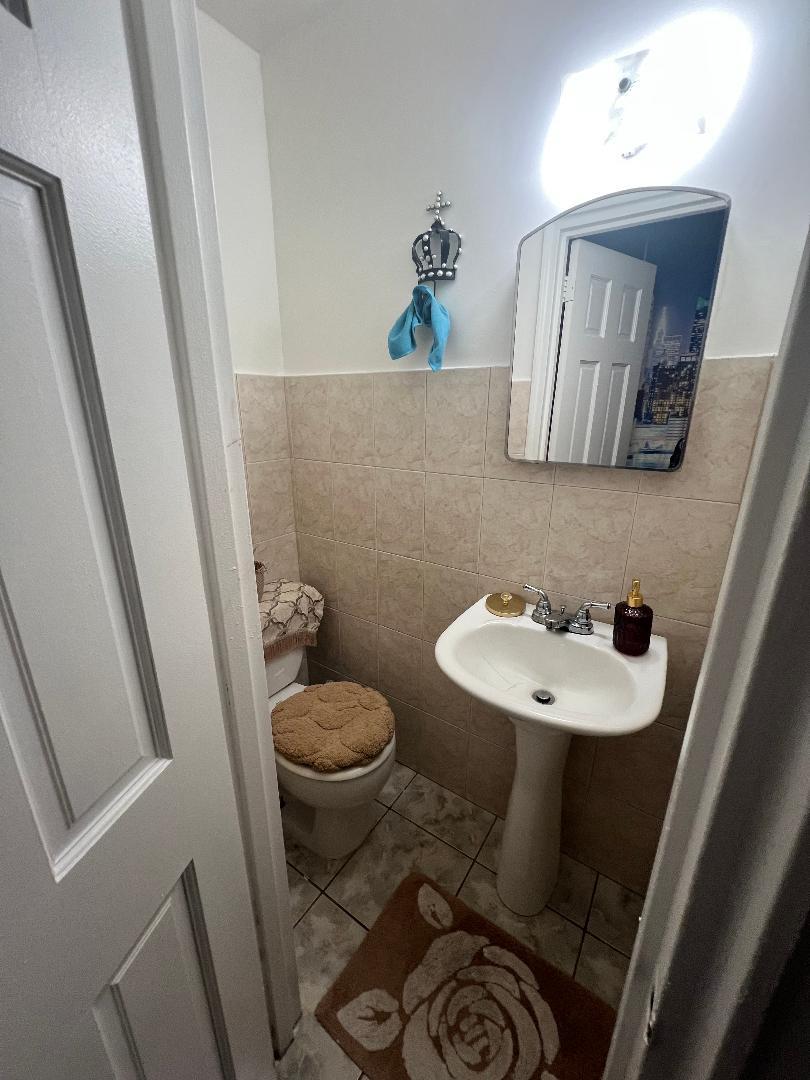 #5 photo, 2919 Wallace Avenue, Bronx , NY 10467