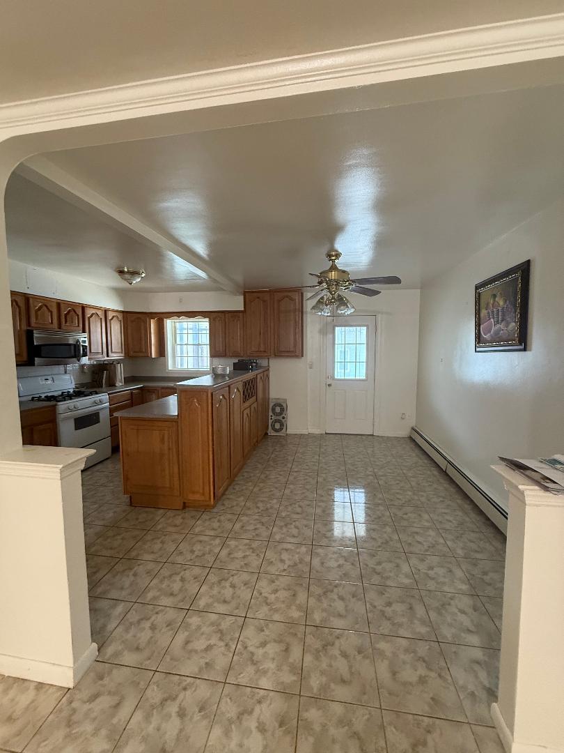 #9 photo, 2919 Wallace Avenue, Bronx , NY 10467