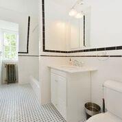 #15 photo, 34-24 87 ST, Jackson Heights , NY 11372