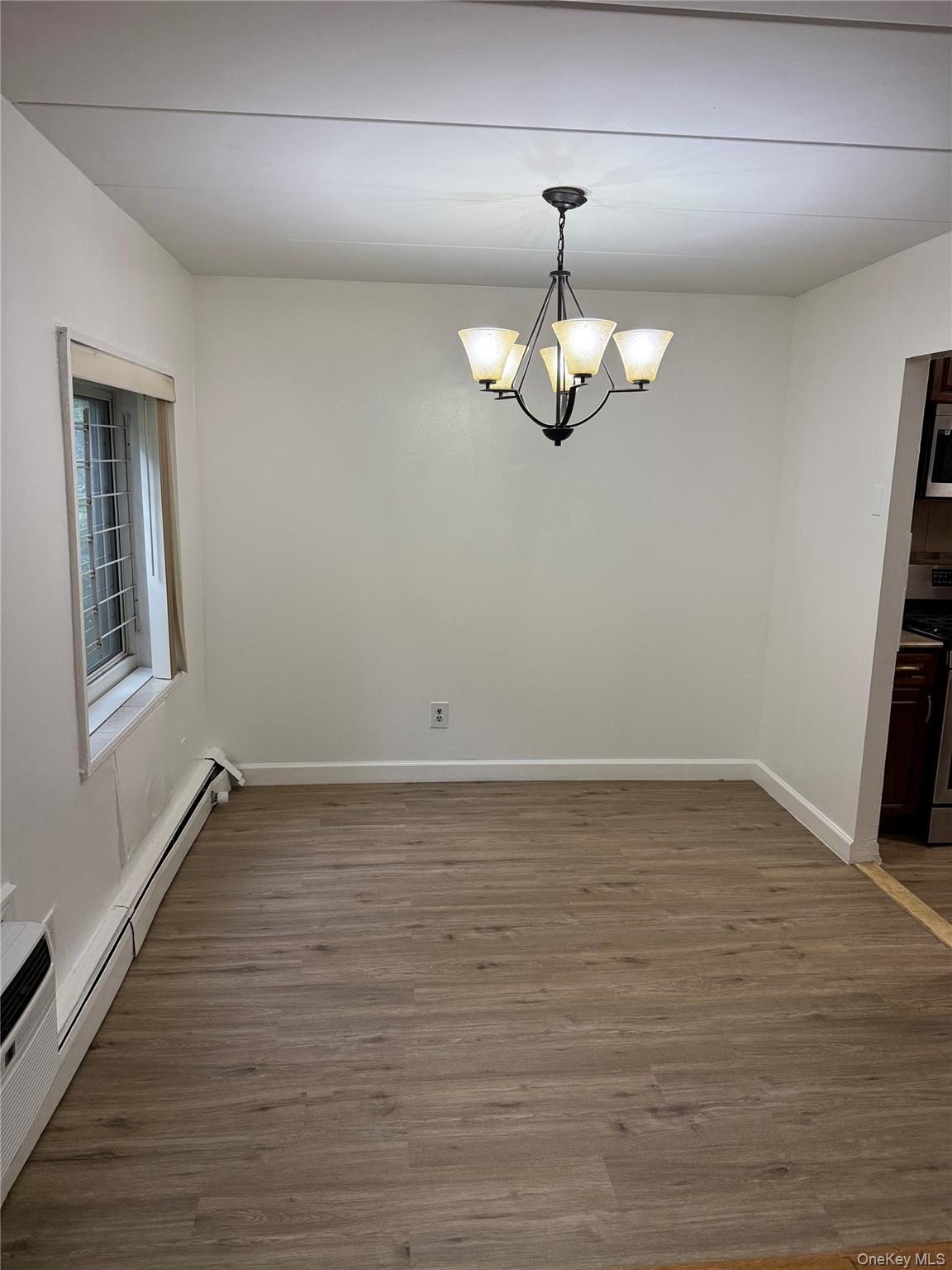 #4 photo, 2035 Central Park Ave, Yonkers , NY 10710