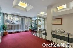 #11 photo, 87-70 173rd Street, كوينز Jamaica , NY 11432