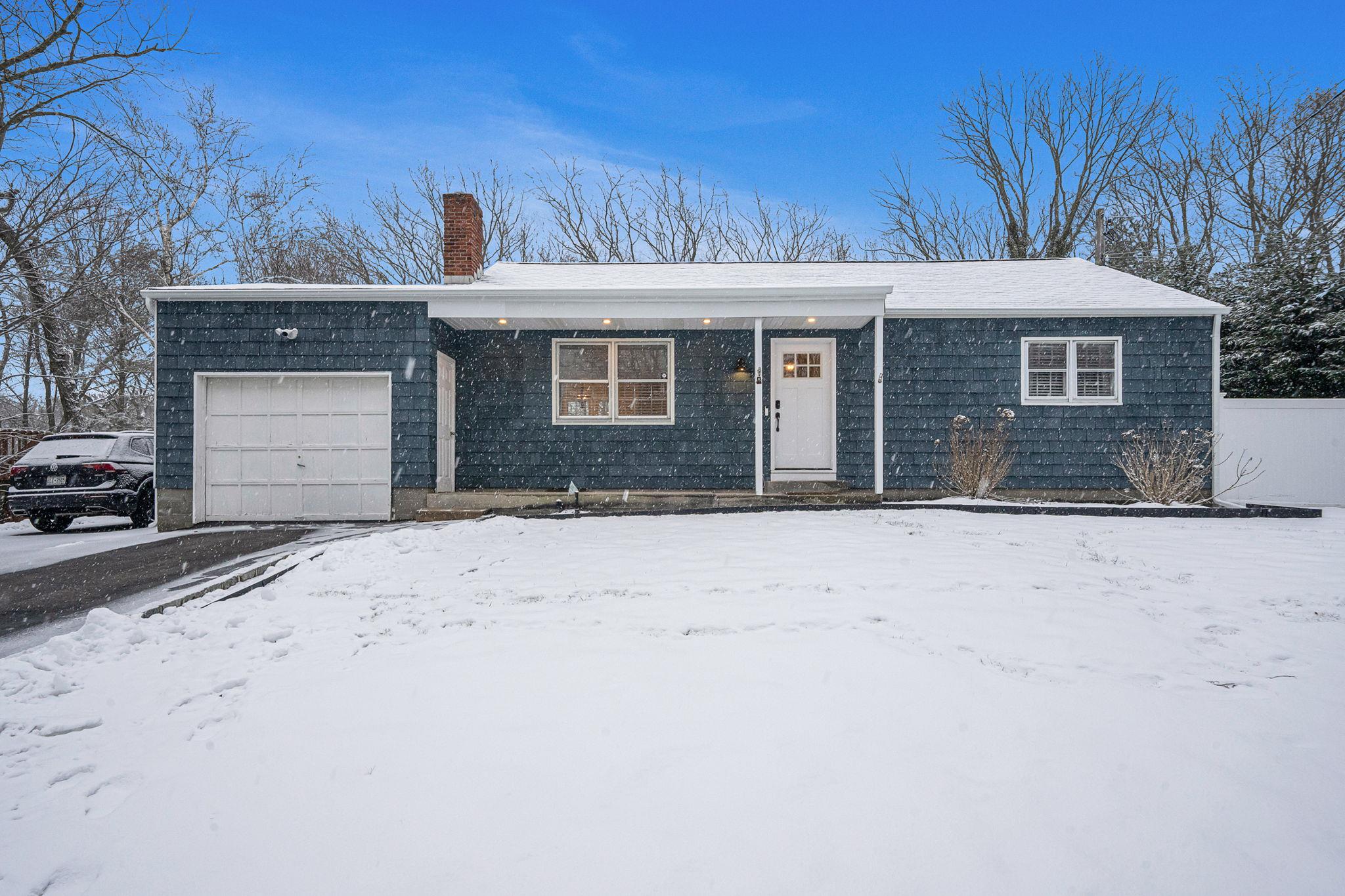 #1 photo, 23 Zenith Road, サフォーク郡 Rocky Point , NY 11778