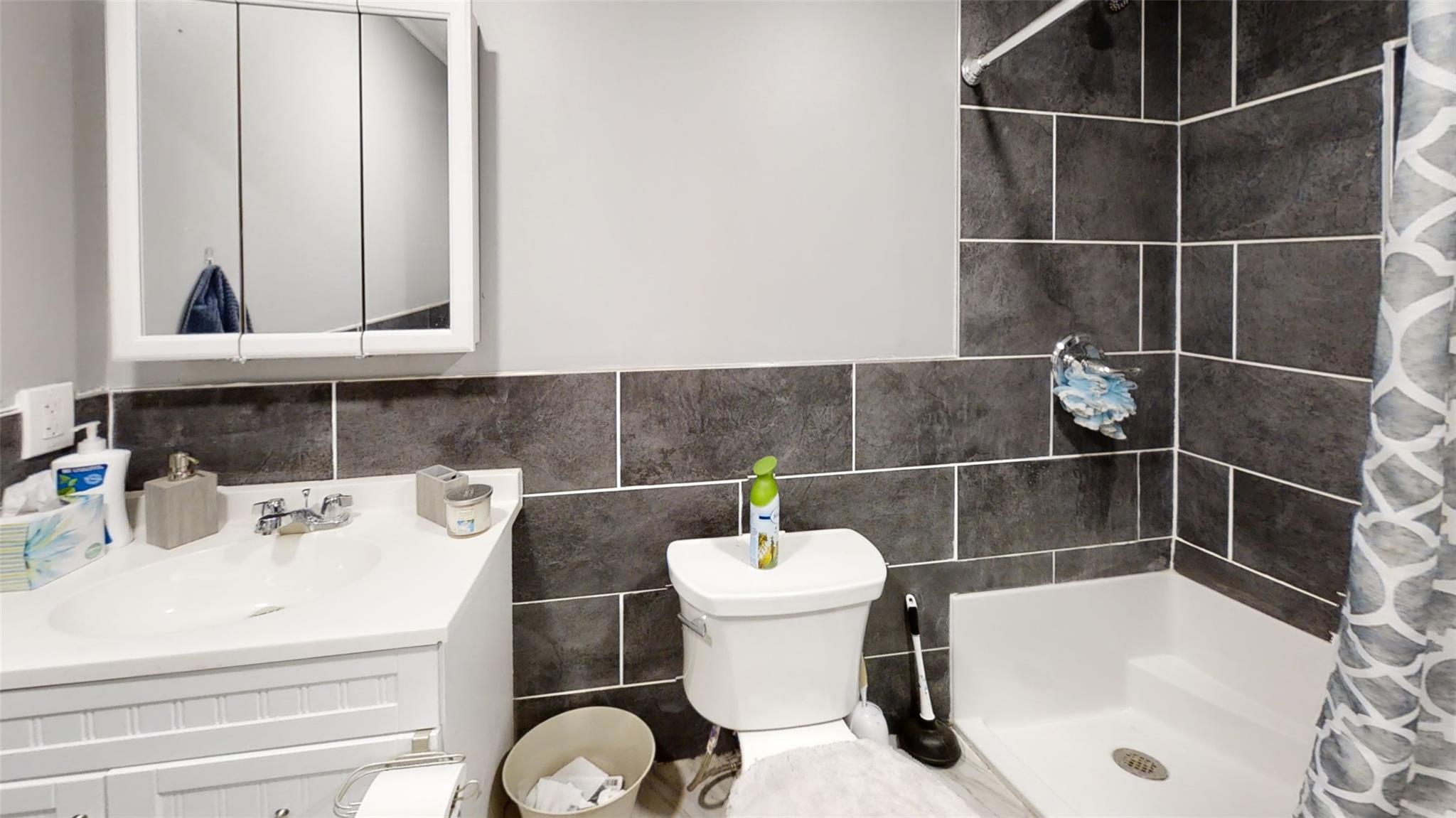 #8 photo, 10 Benson Street, Call Listing Agent , NY 12206