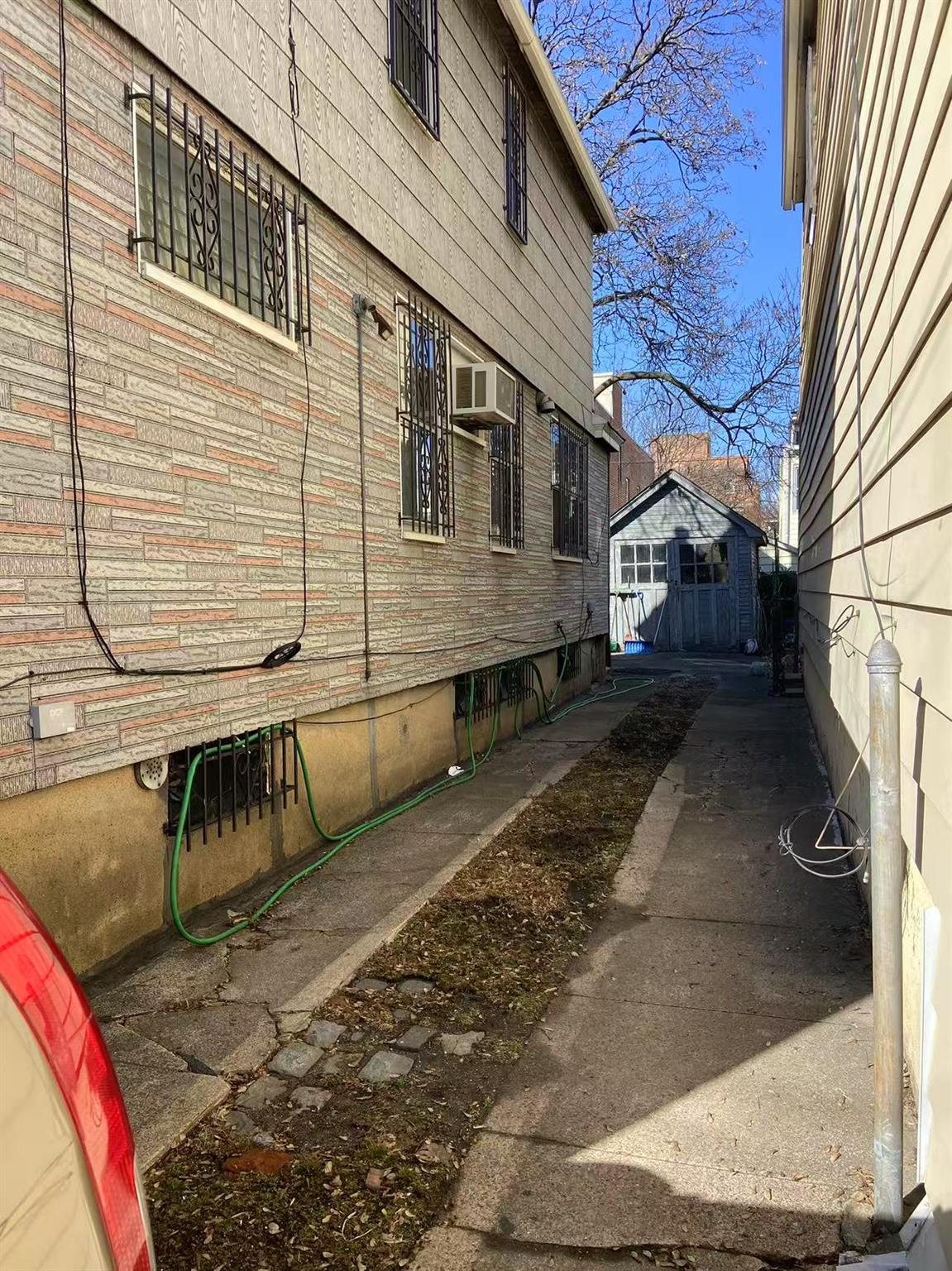 #2 photo, 8621 59th Avenue, クイーンズ区 Elmhurst , NY 11373