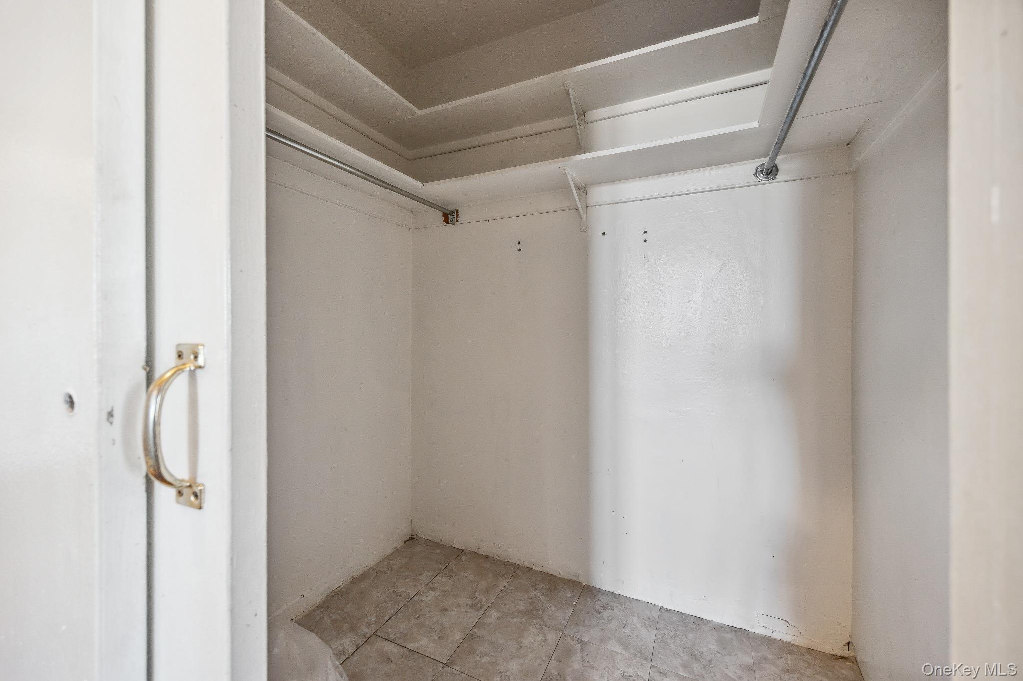 #13 photo, 3131 Grand Concourse, Bronx , NY 10468