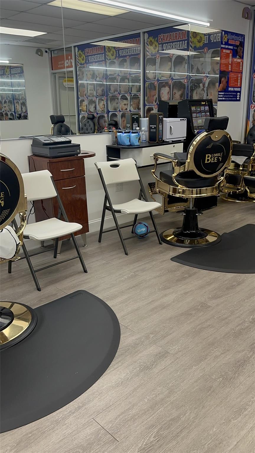 #3 photo, 630 Mastic Road, サフォーク郡 Mastic Beach , NY 11951