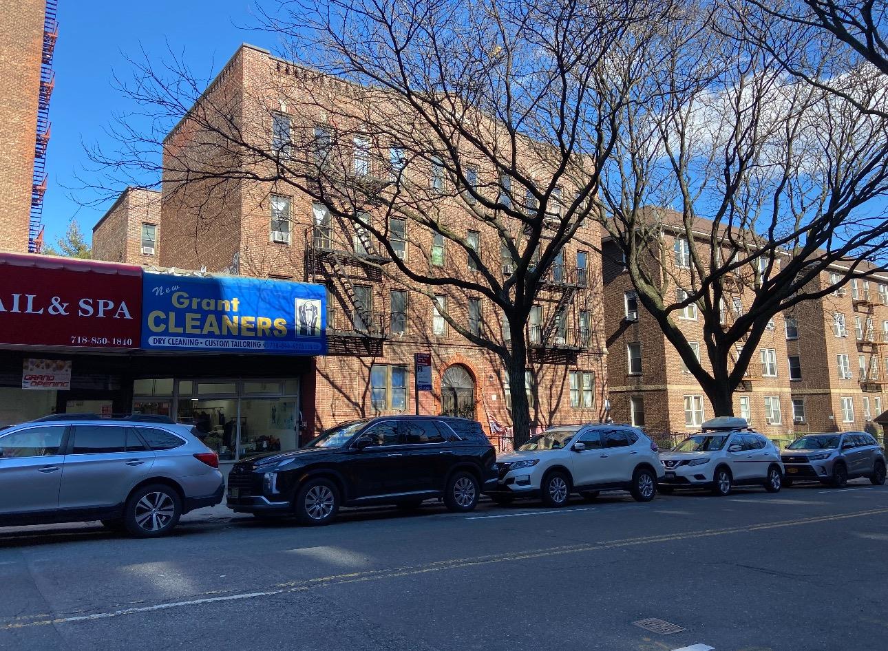 #8 photo, 118-33 Metropolitan Ave., クイーンズ区 Kew Gardens , NY 11415