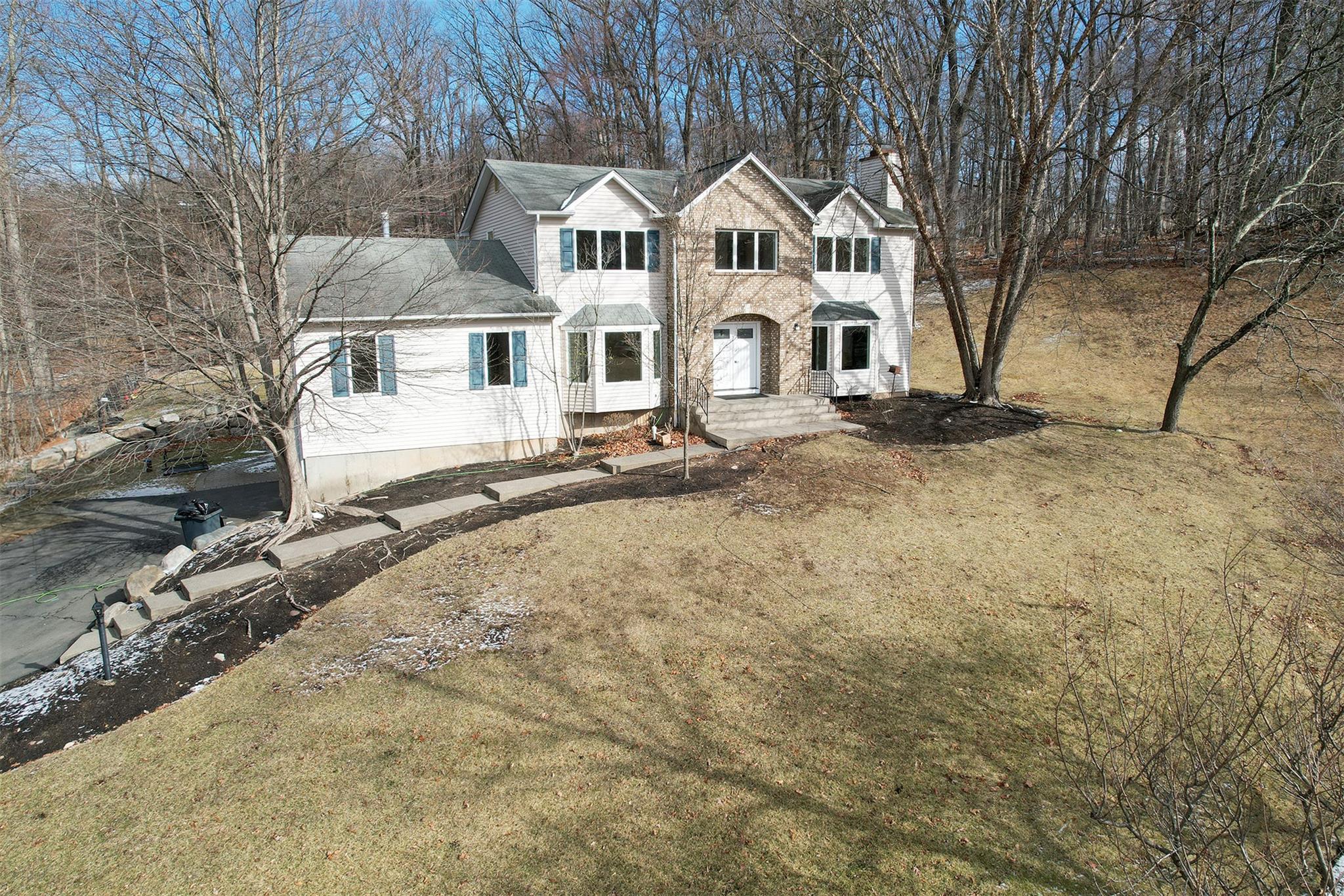 #2 photo, 7 Kile Court, Airmont , NY 10952