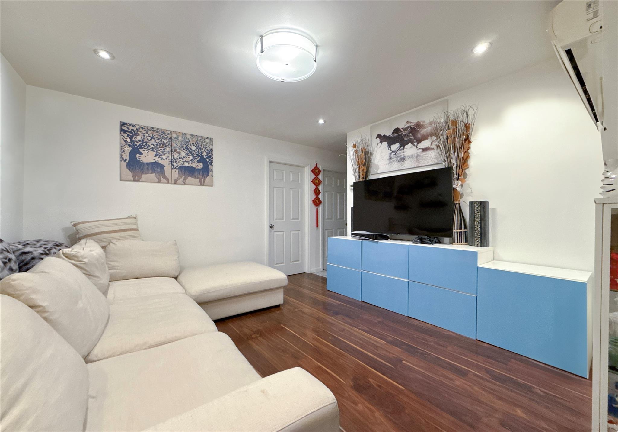 #7 photo, 137-08 31st Road, クイーンズ区 Flushing , NY 11354