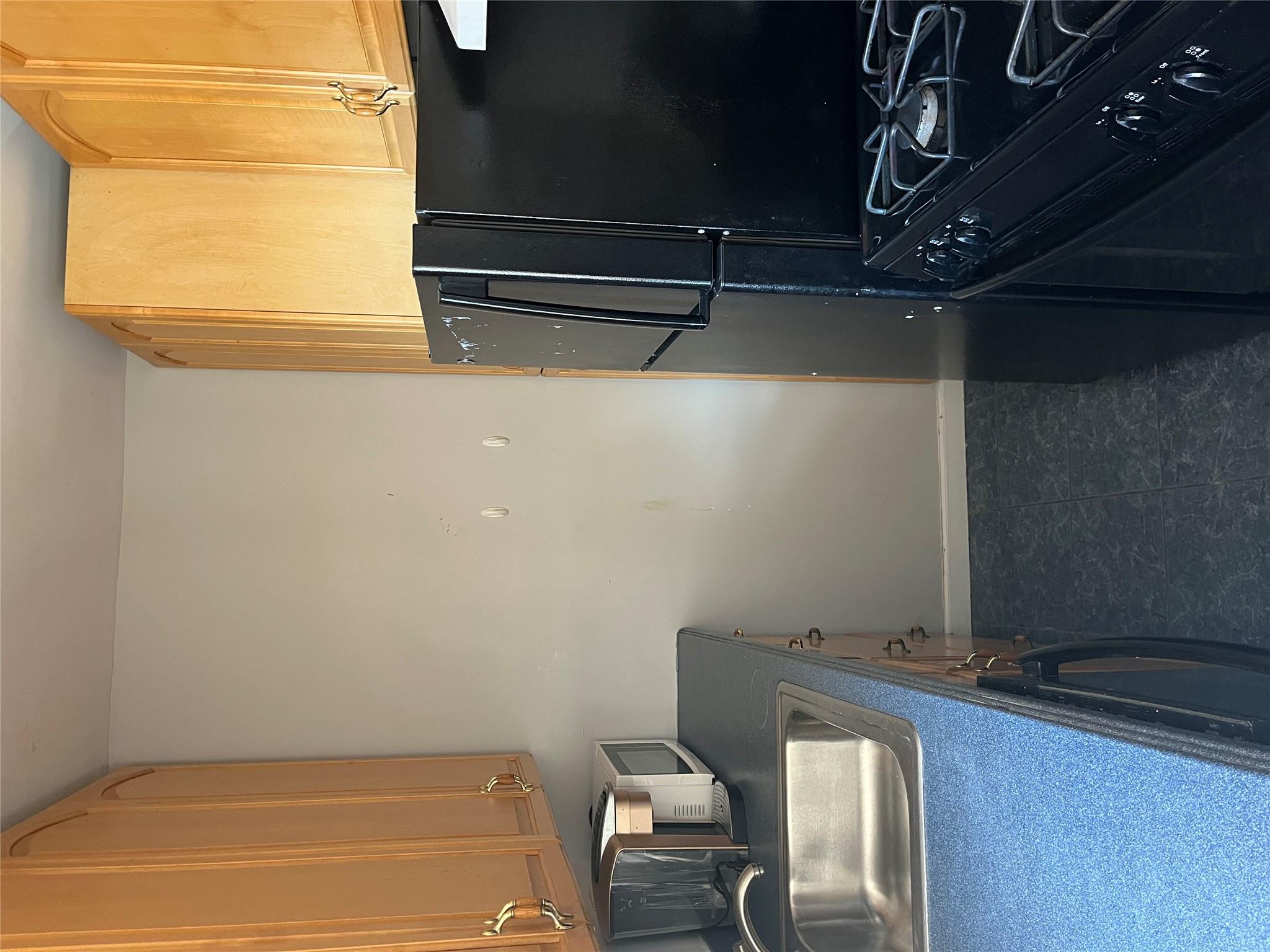 #7 photo, 387 Avenue, ブルックリン区 Brooklyn , NY 11223