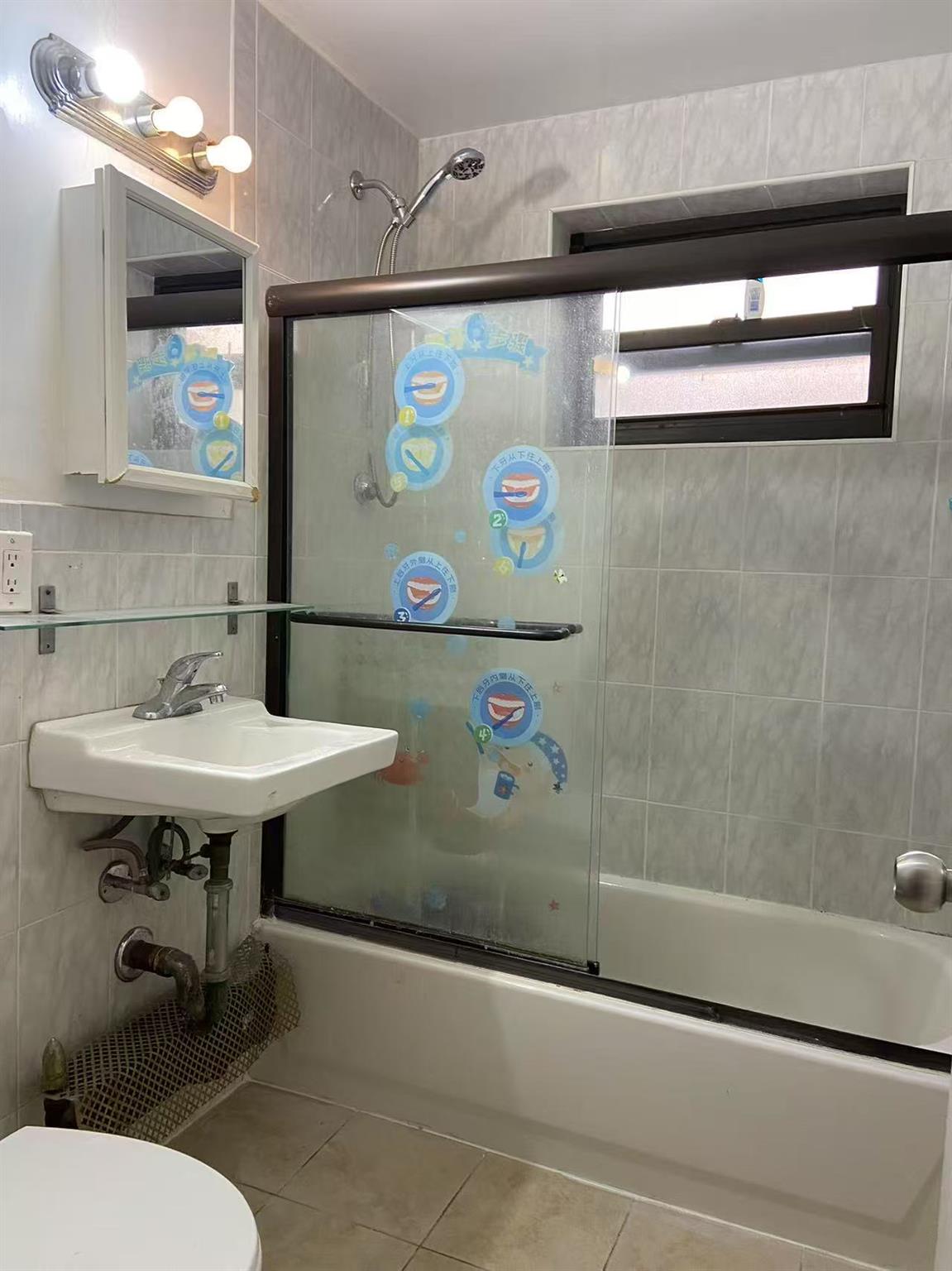 #6 photo, 9431 60th Avenue, クイーンズ区 Elmhurst , NY 11373