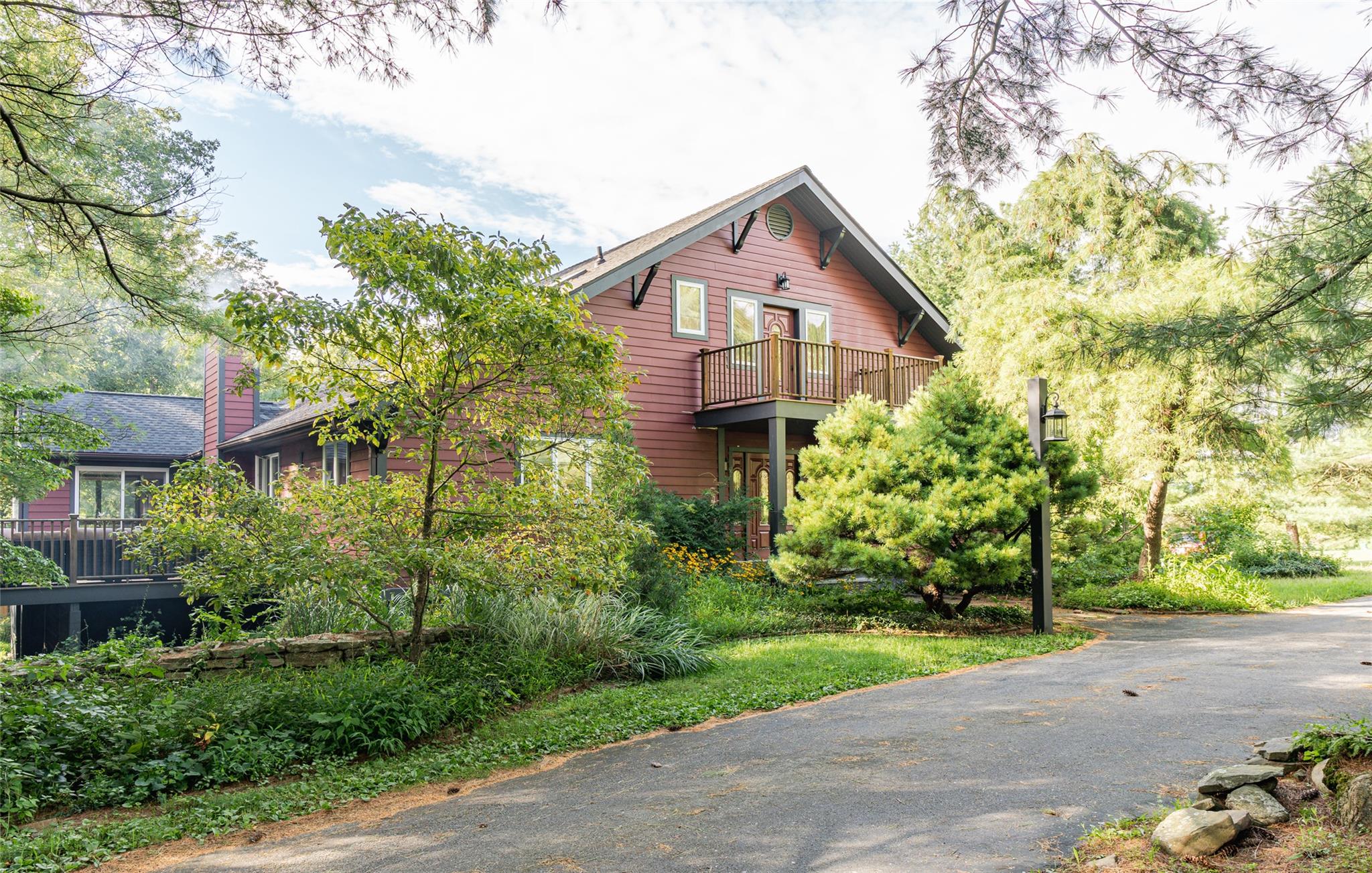 #2 photo, 37 Patricia Drive, Pleasant Valley , NY 12569