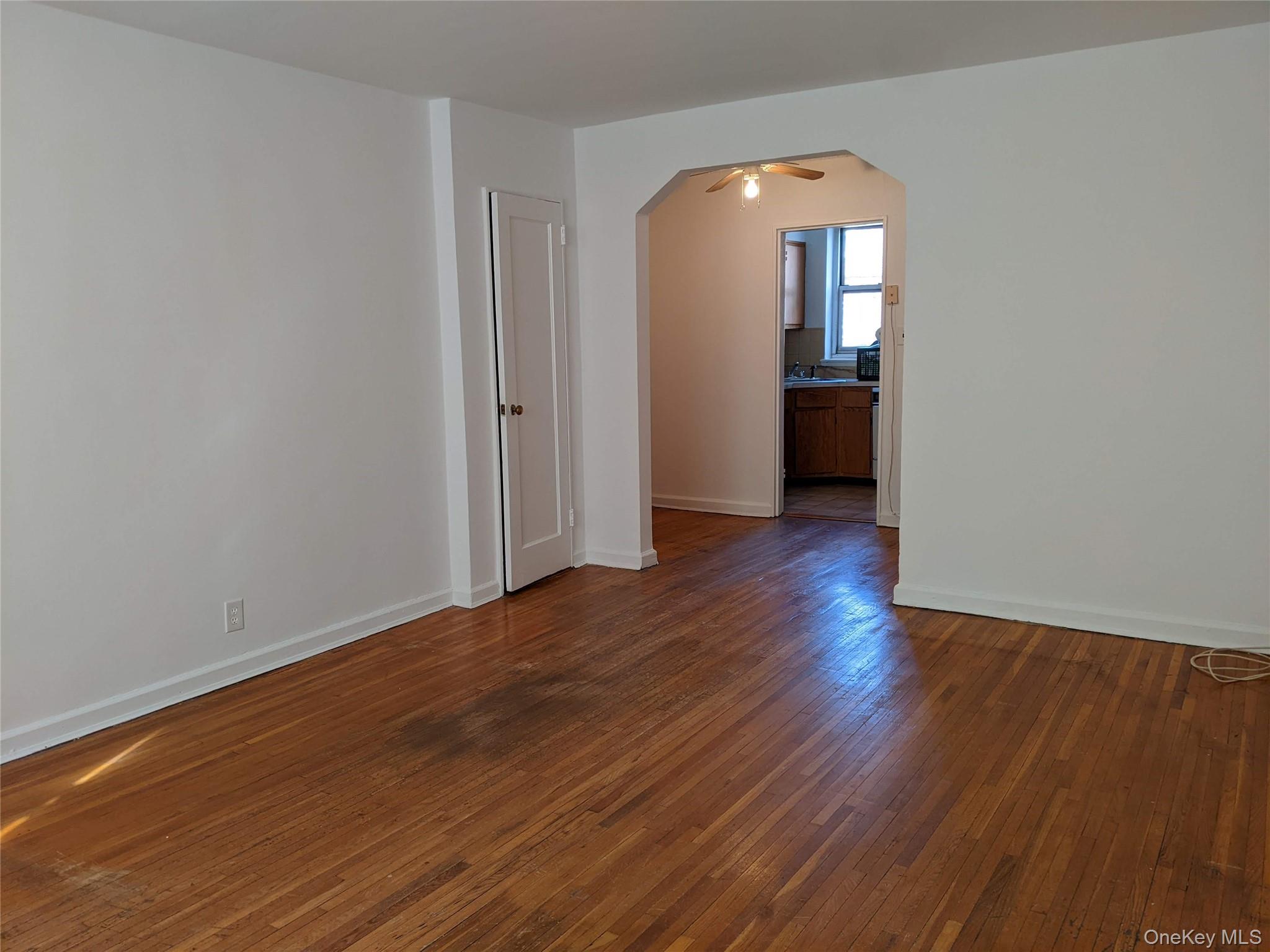 #7 photo, 35-29 205 Street, クイーンズ区 Bayside , NY 11361