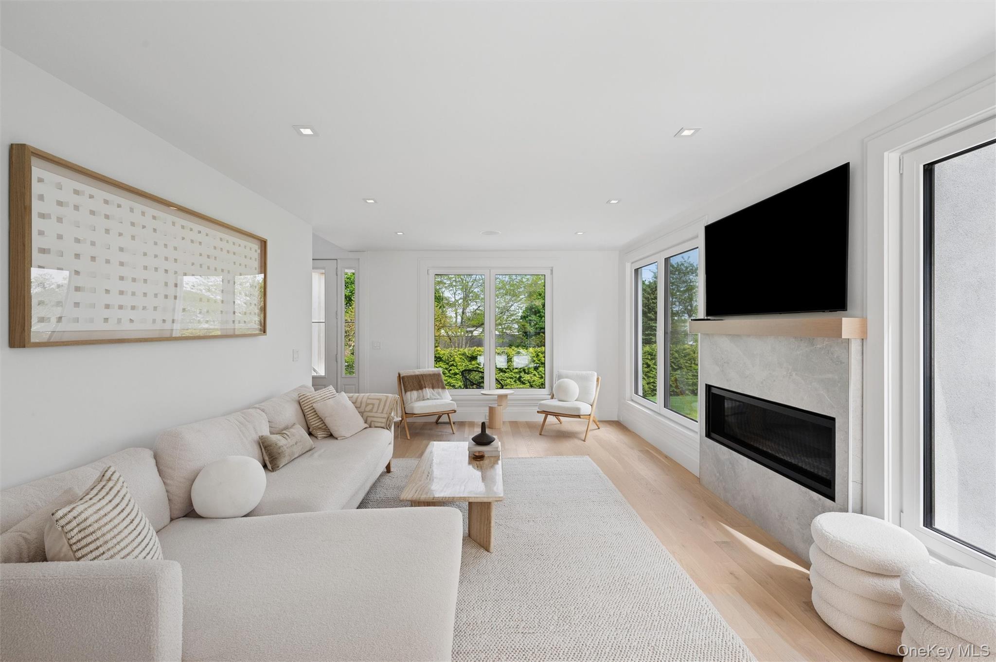 #6 photo, 28 Canoe Place Road, サフォーク郡 Hampton Bays , NY 11946