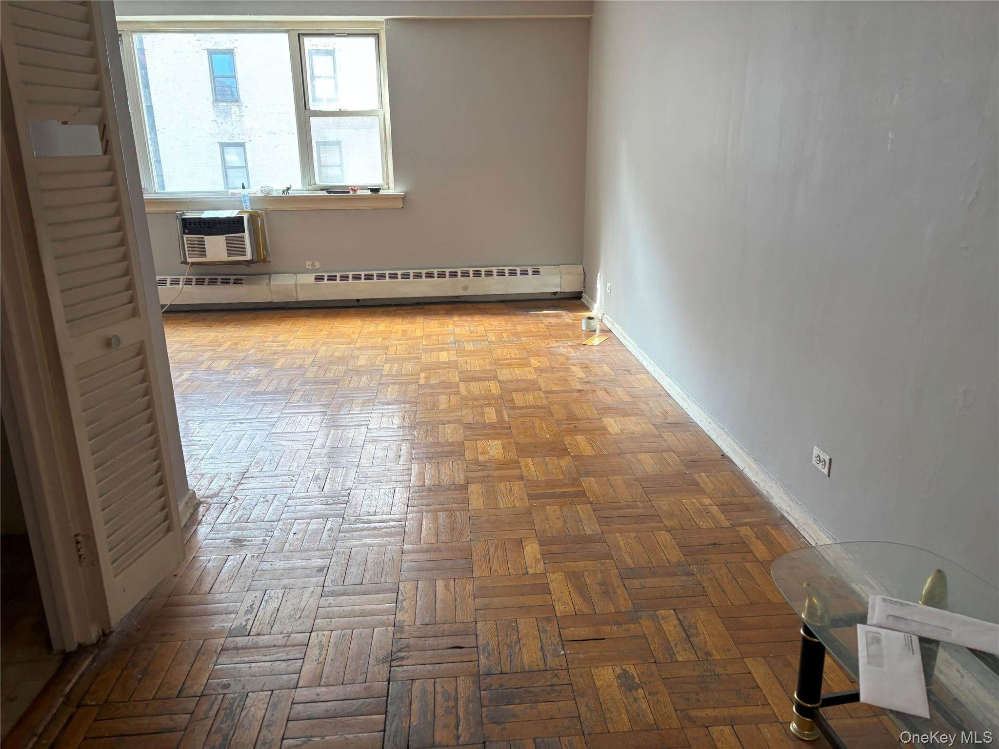 #6 photo, 89-00 170 Street, Jamaica , NY 11432