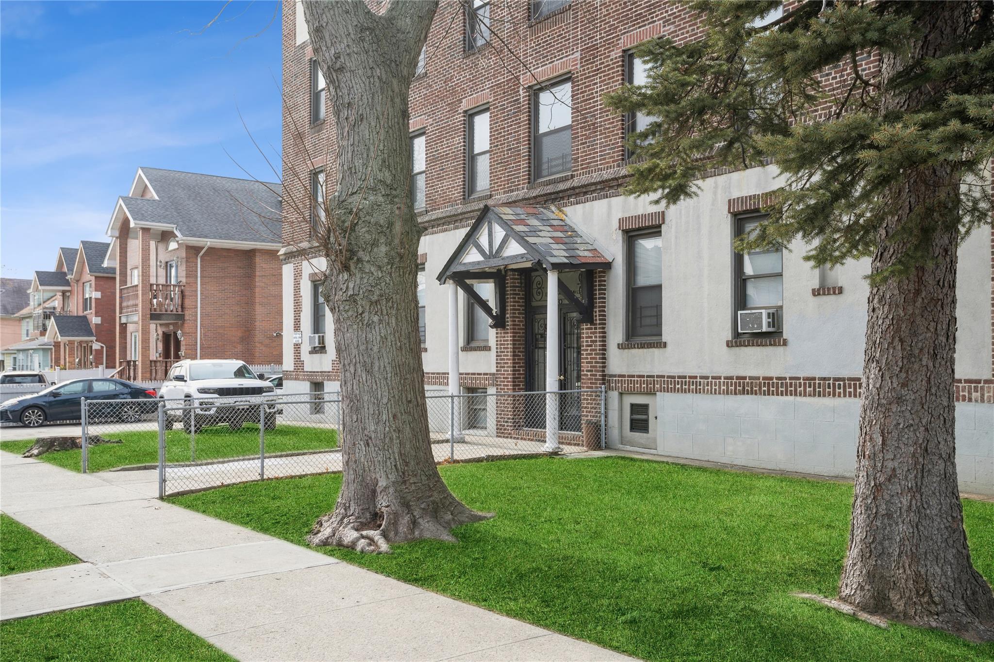 #3 photo, 158-16 Sanford Avenue, クイーンズ区 Flushing , NY 11358