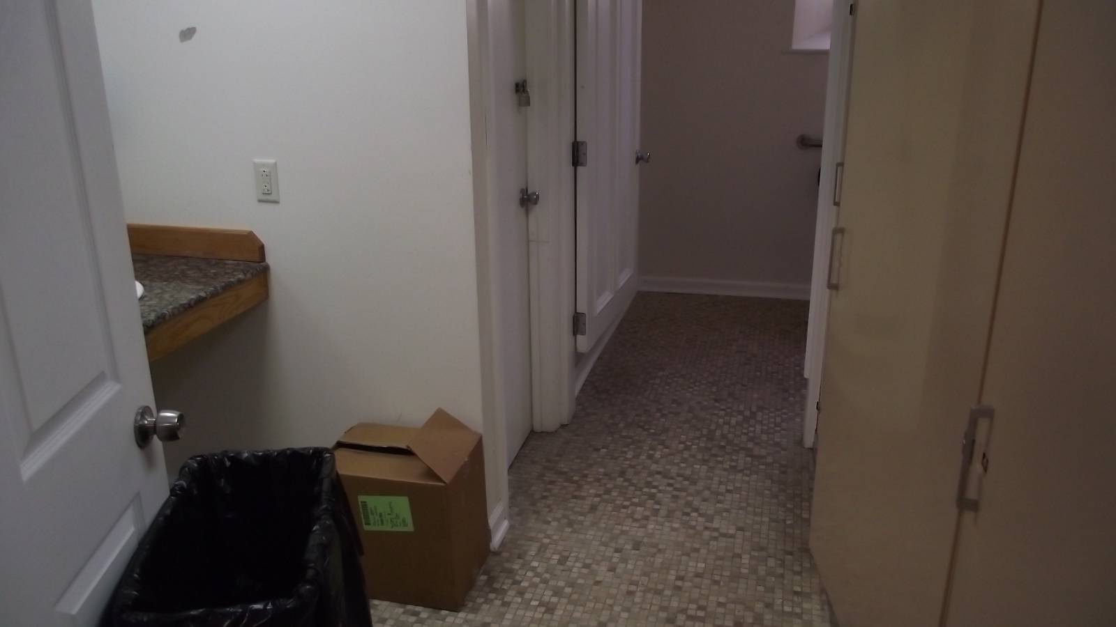 #17 photo, 820 Eastern Ave, Schenectady , NY 12308