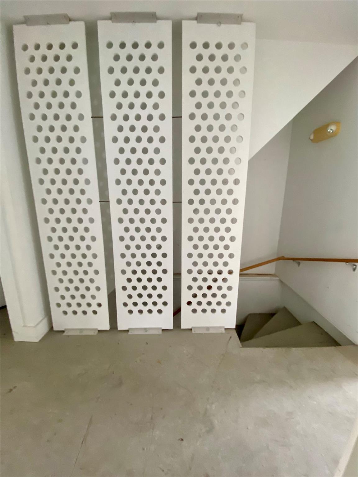 #10 photo, 334-336 Warren, Hudson , NY 12534