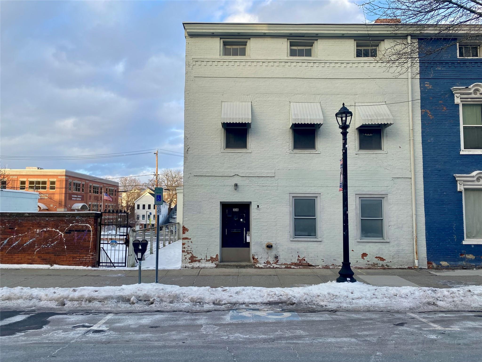 #2 photo, 334-336 Warren, Hudson , NY 12534