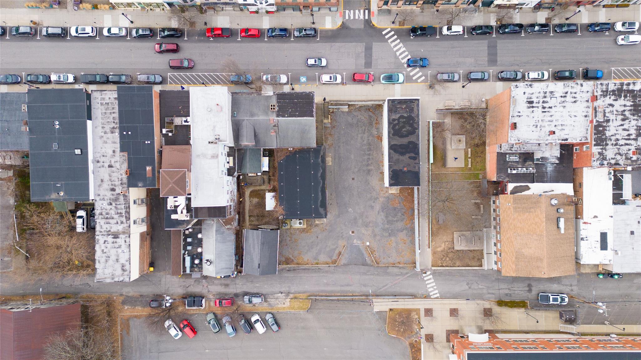 #4 photo, 334-336 Warren, Hudson , NY 12534