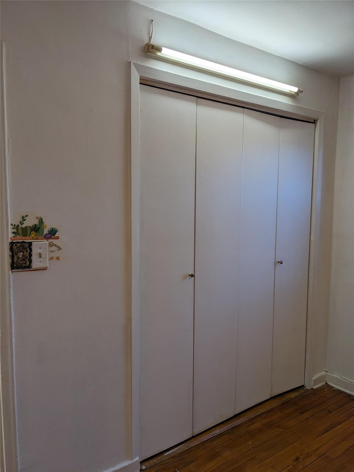 #8 photo, 196-54 67 Avenue, קווינס Fresh Meadows , NY 11365