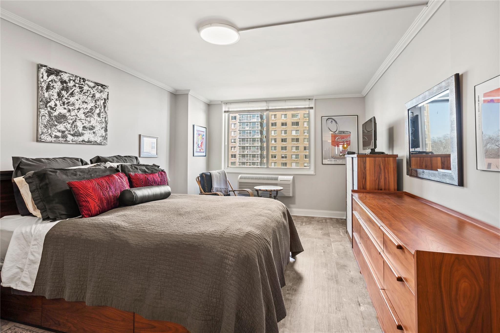 #12 photo, 118-18 Union Turnpike, クイーンズ区 Kew Gardens , NY 11415