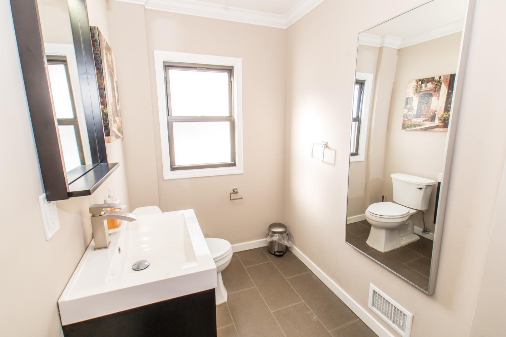 #18 photo, 749 Front Street, ナッソー郡 Hempstead , NY 11550