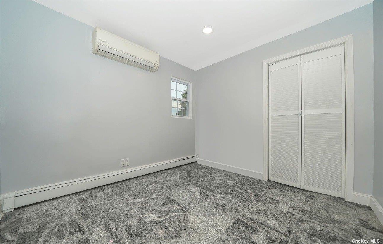 #4 photo, 1471 Rosser Avenue, Elmont , NY 11003