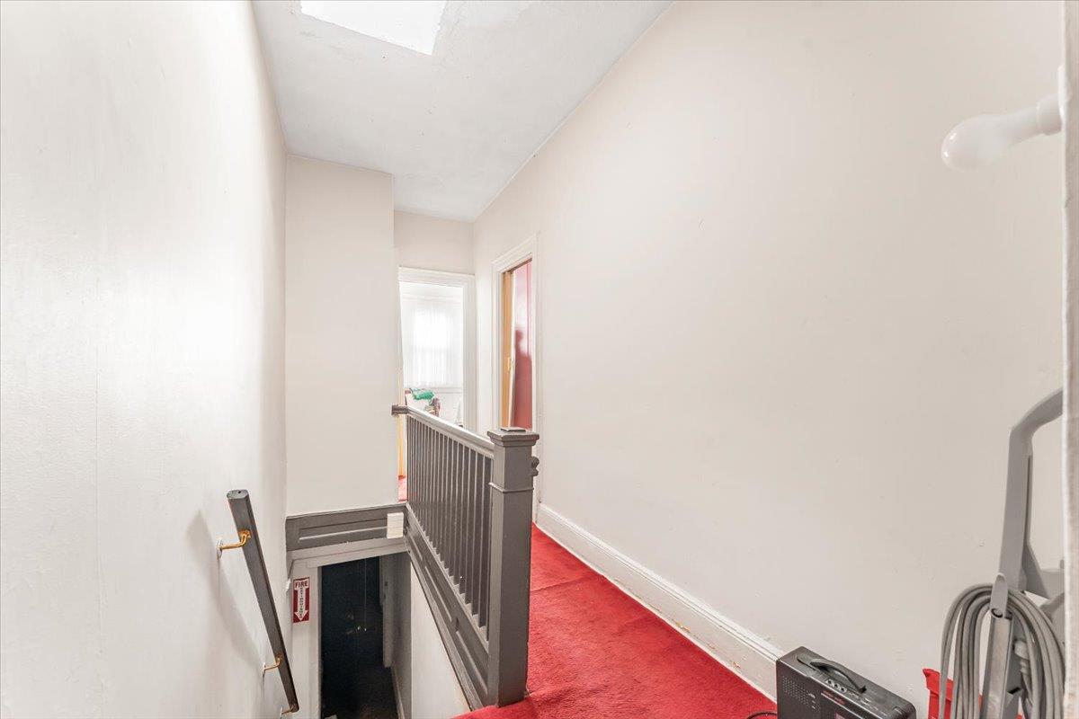 #7 photo, 3257 110th Street, クイーンズ区 East Elmhurst , NY 11369