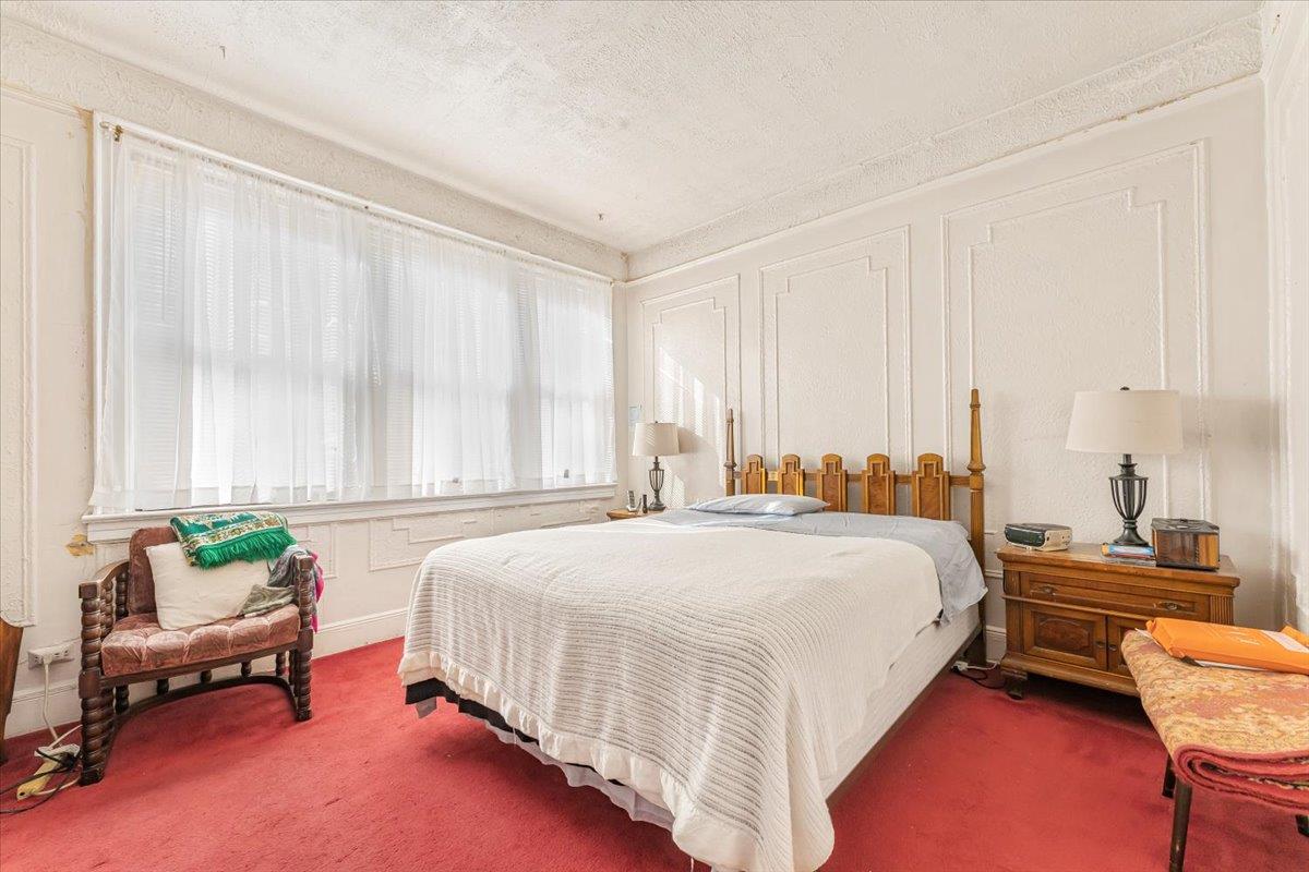 #8 photo, 3257 110th Street, クイーンズ区 East Elmhurst , NY 11369