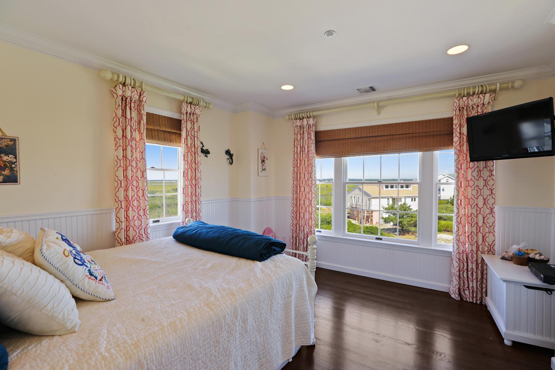 #13 photo, 949B Dune, サフォーク郡 Westhampton Dunes , NY 11978