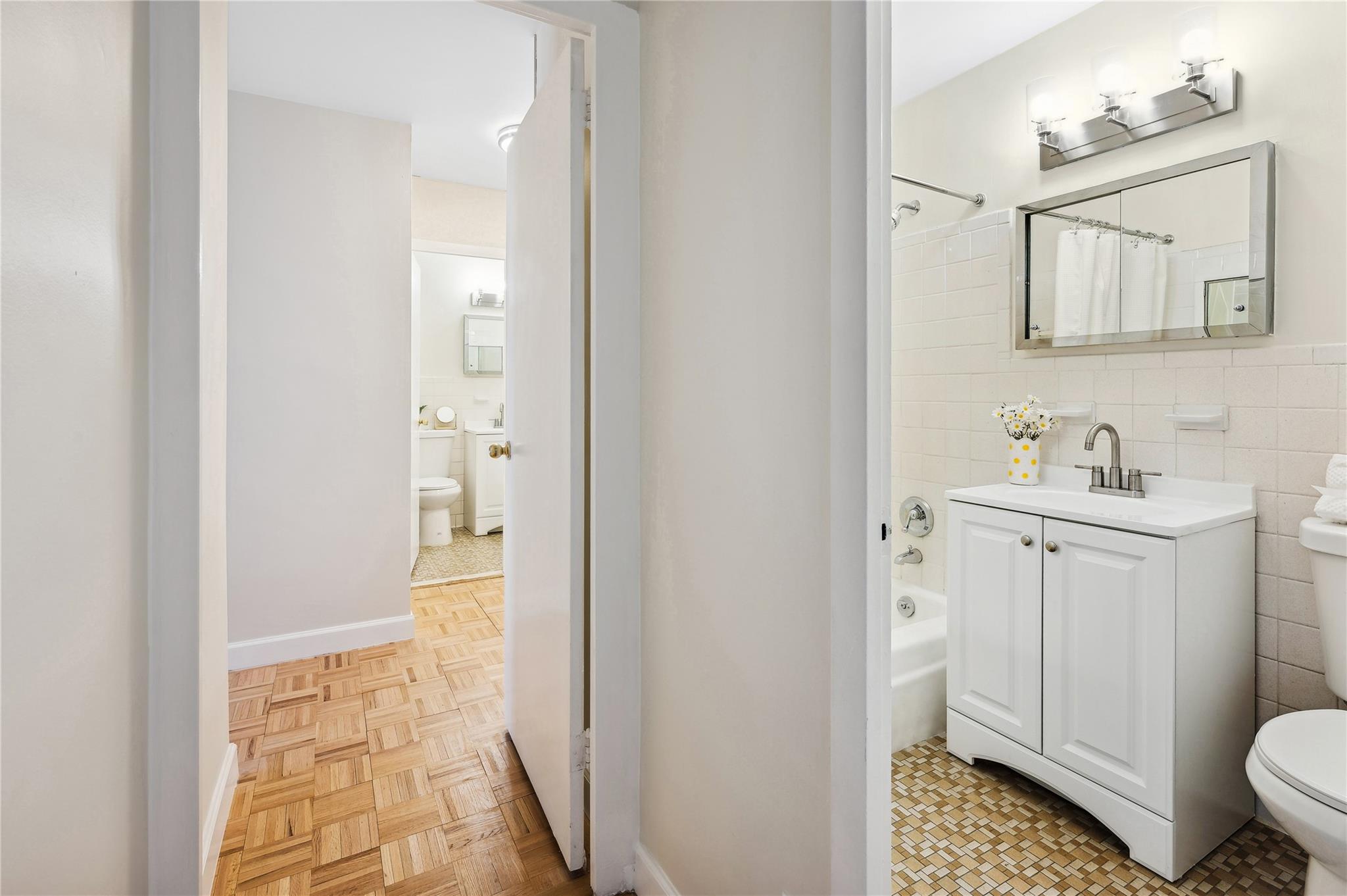 #17 photo, 555 Kappock Street, Bronx , NY 10463