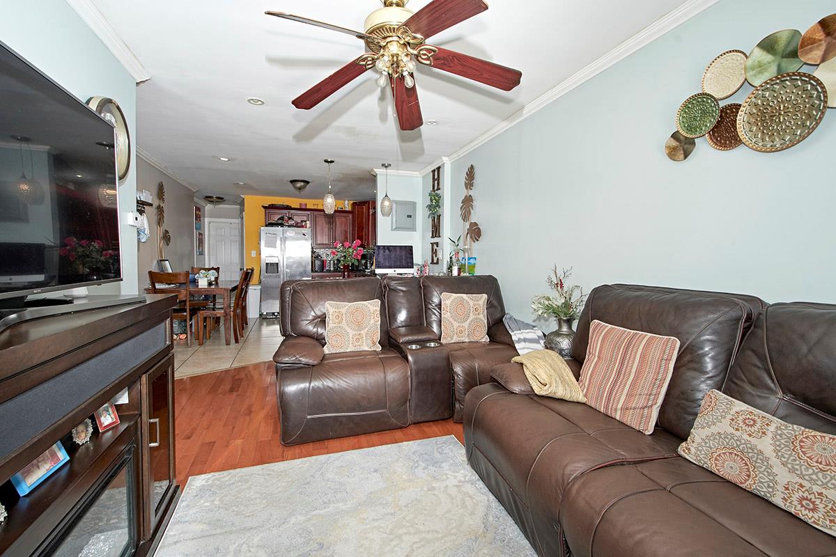 #8 photo, 4016 Wilder Avenue, ブロンクス区 Bronx , NY 10466