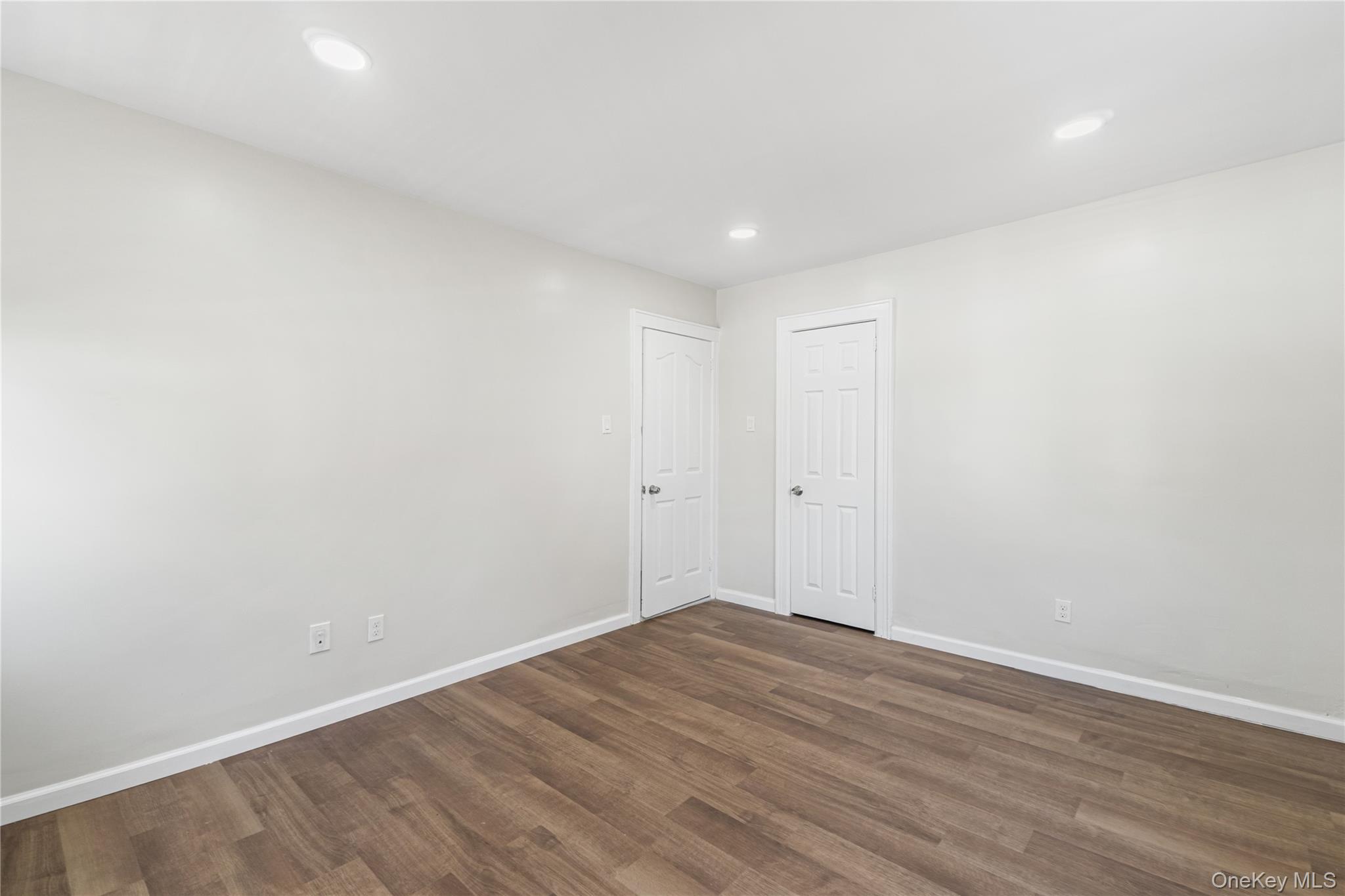 #18 photo, 214-10 113 Avenue, Queens Village , NY 11429