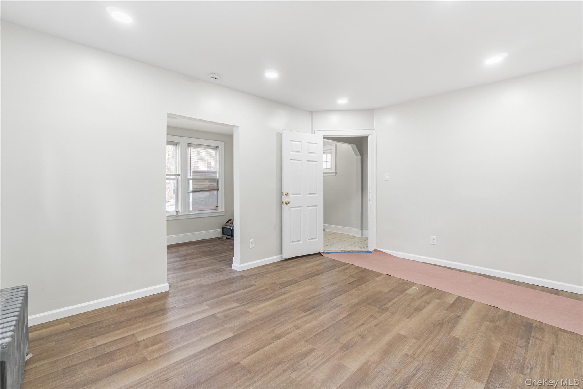 #7 photo, 214-10 113 Avenue, Queens Village , NY 11429