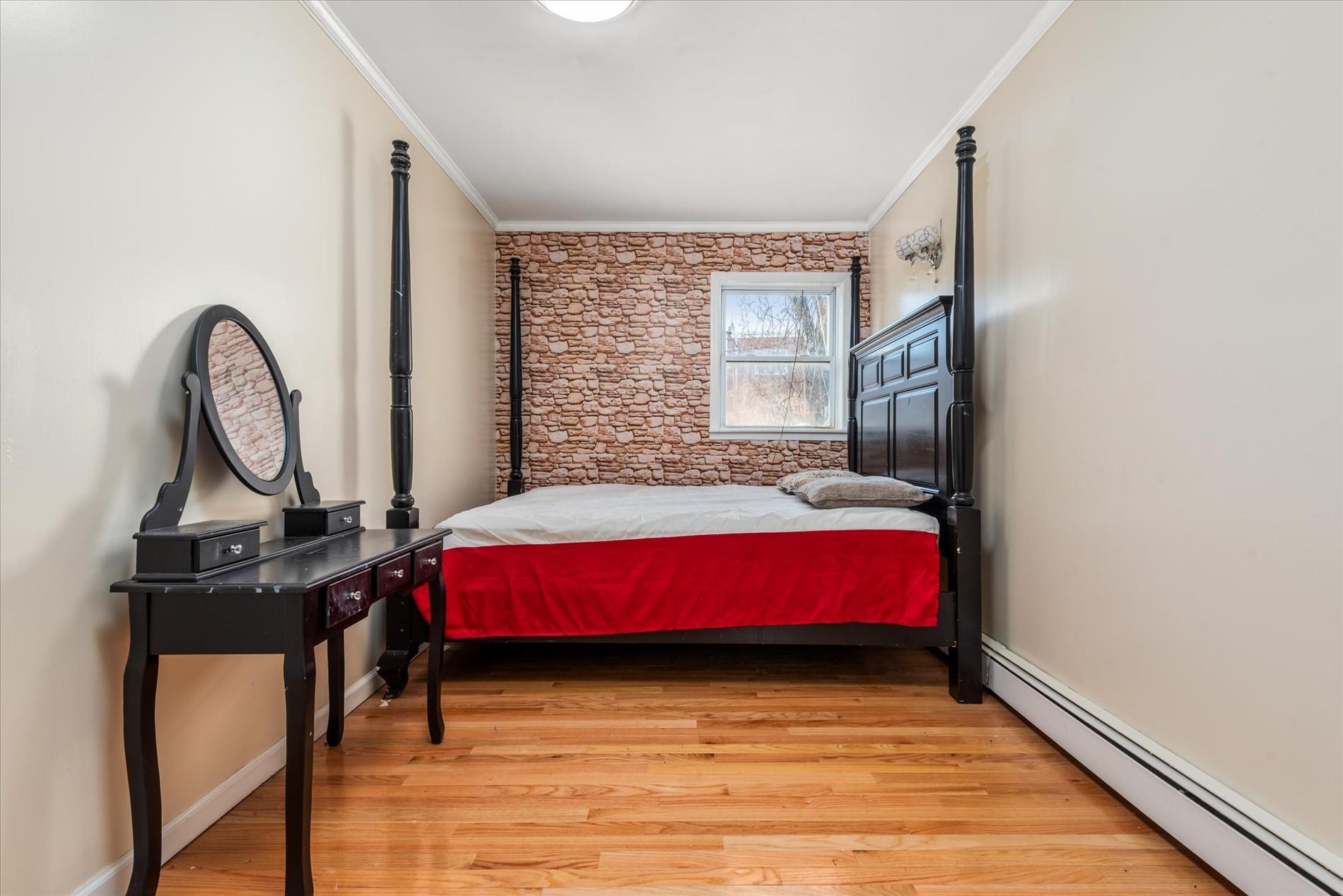 #11 photo, 8258 89th Street, 皇后區 Glendale , NY 11385