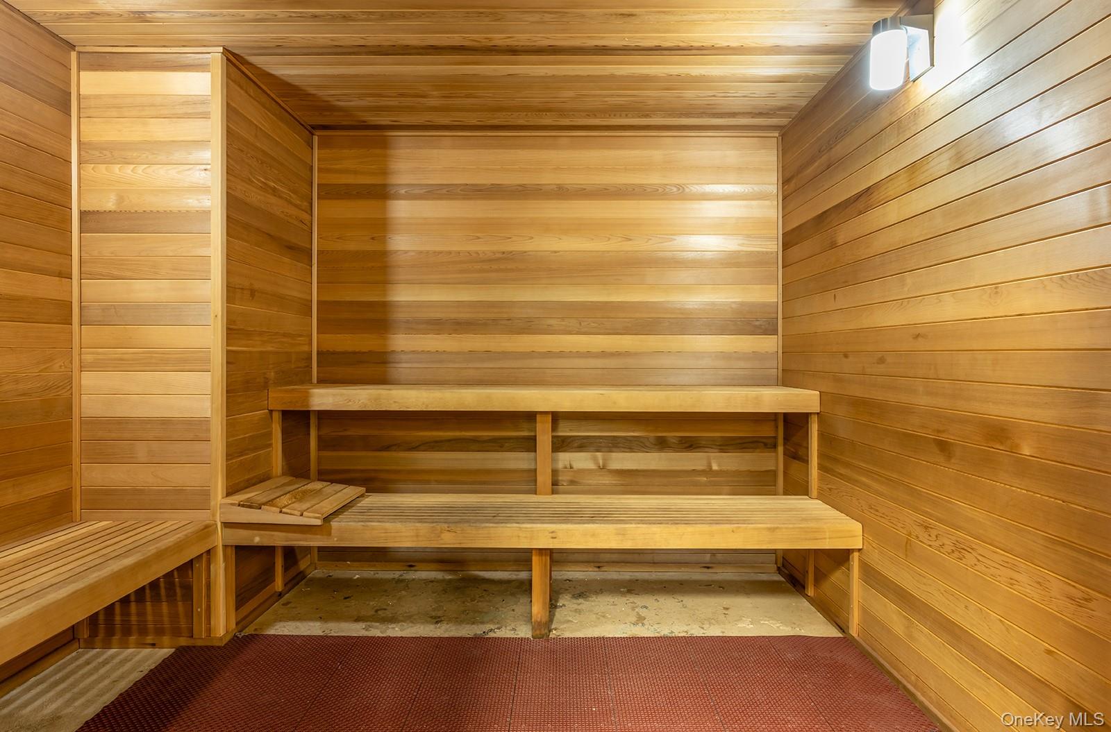 #13 photo, 333 E 66th Street, New York (Manhattan) , NY 10065