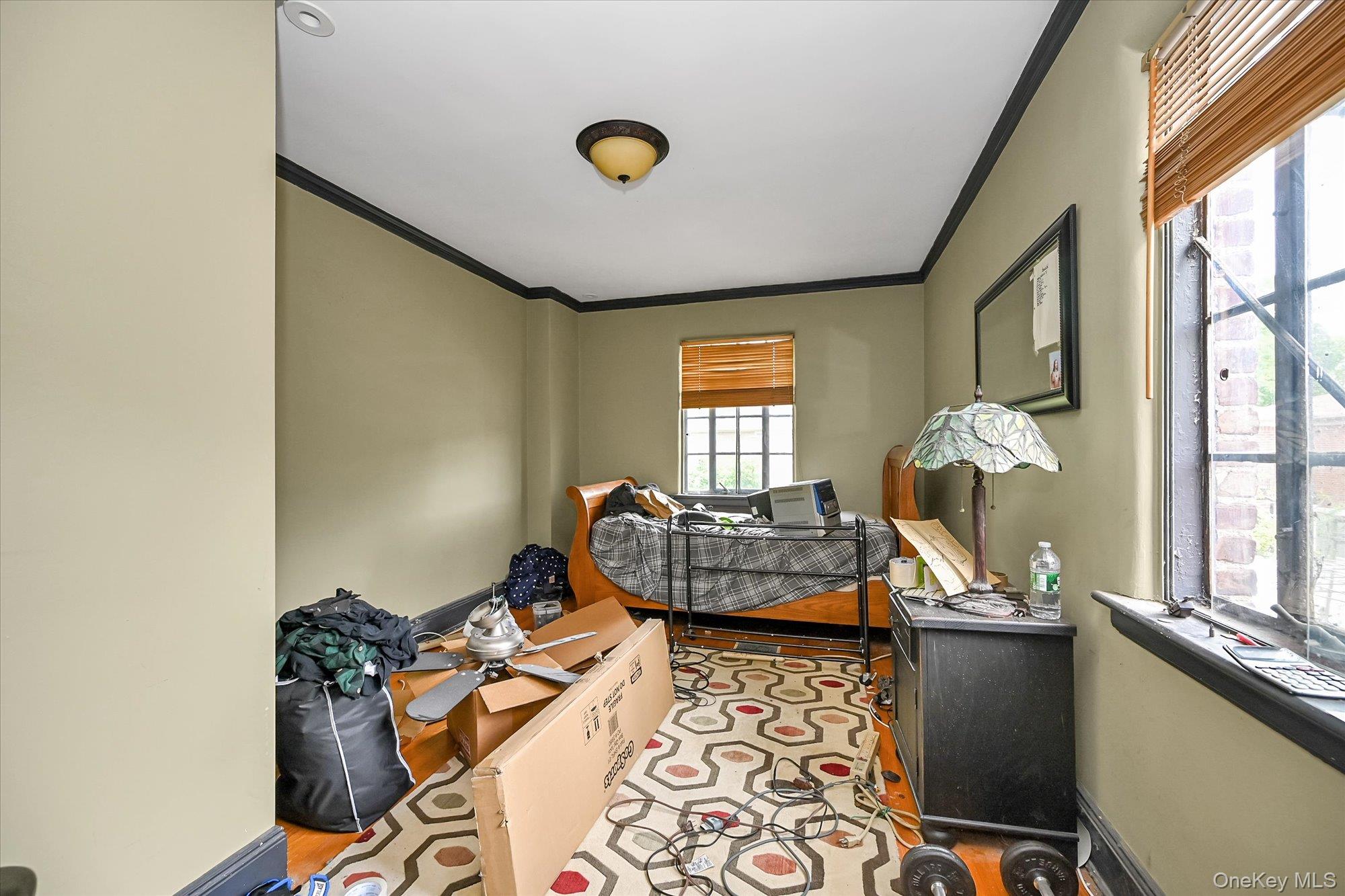 #11 photo, 33-64 190th Street, Flushing , NY 11358