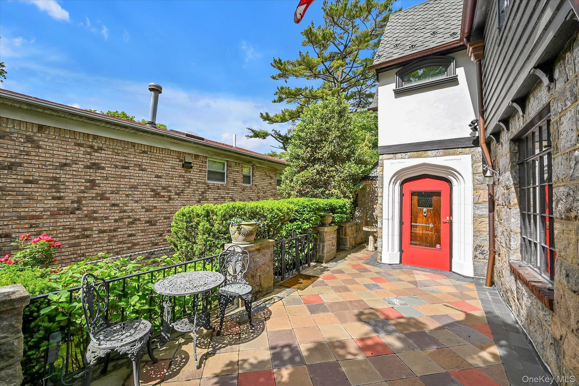 #20 photo, 33-64 190th Street, Flushing , NY 11358