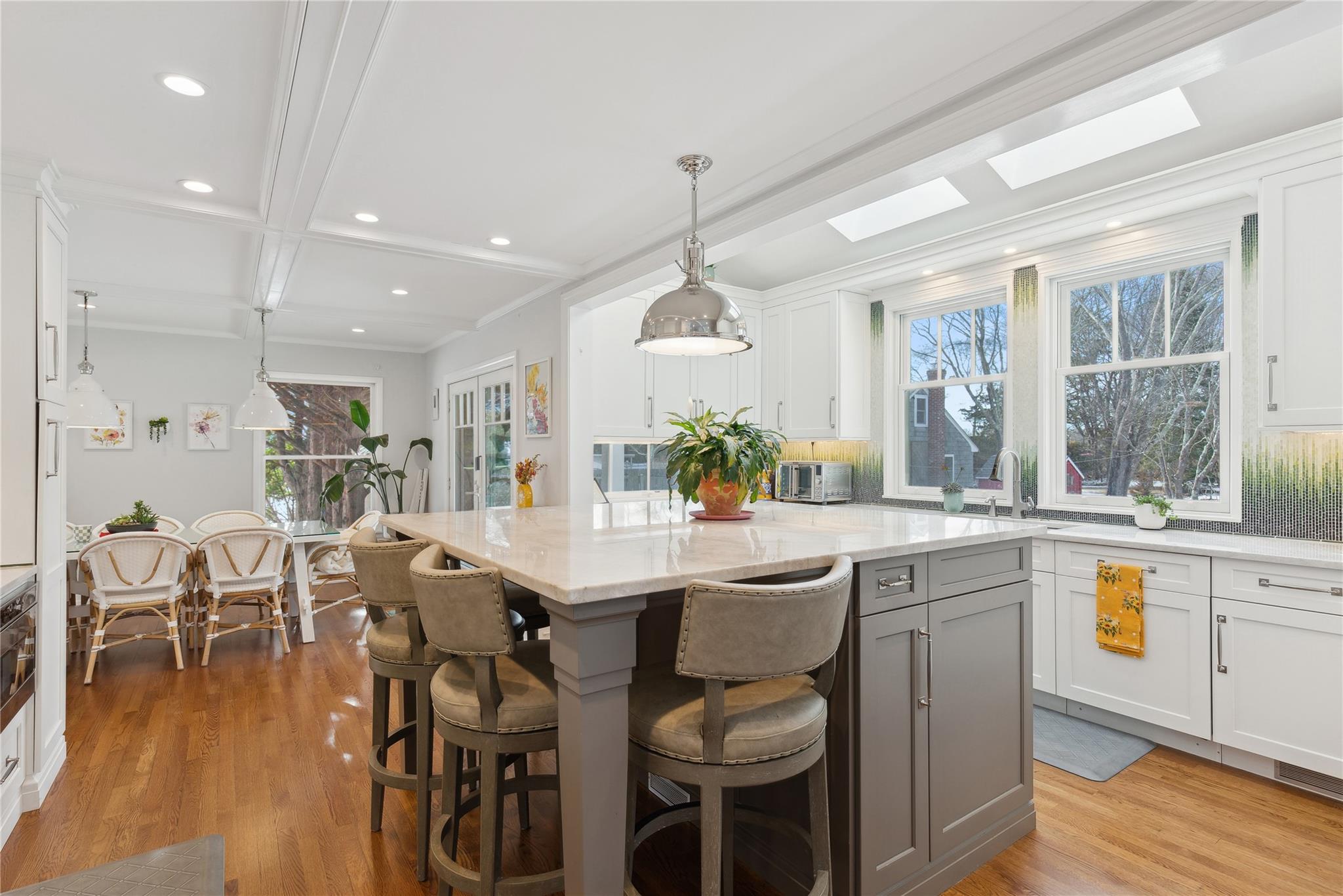 #10 photo, 59 N BAY Avenue, サフォーク郡 Eastport , NY 11941