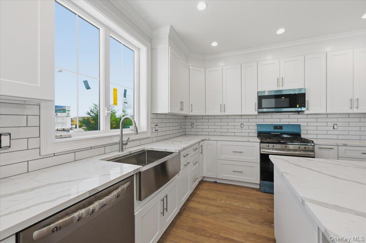 #13 photo, 2437 Archer Street, ナッソー郡 Seaford , NY 11783