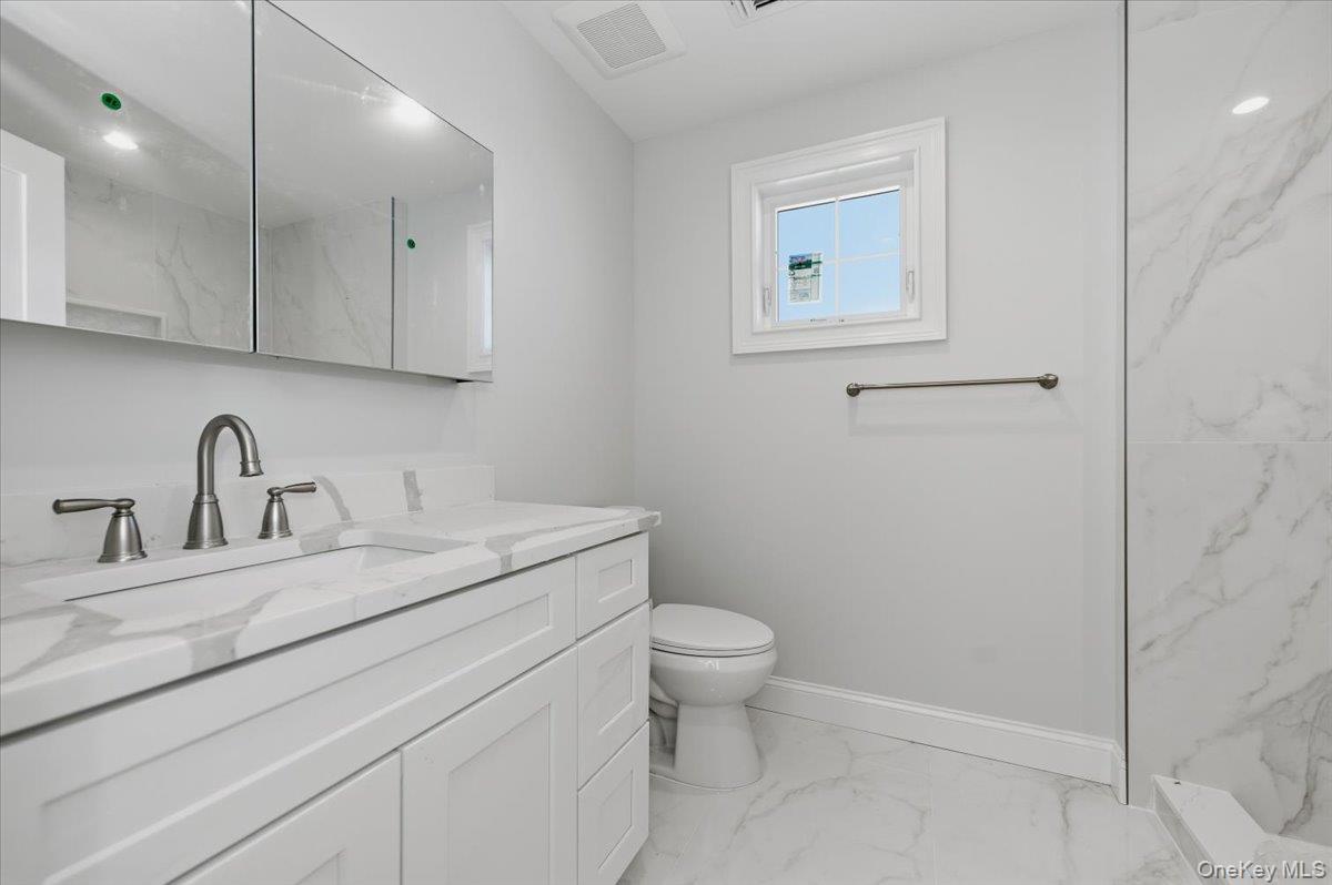 #20 photo, 2437 Archer Street, ナッソー郡 Seaford , NY 11783