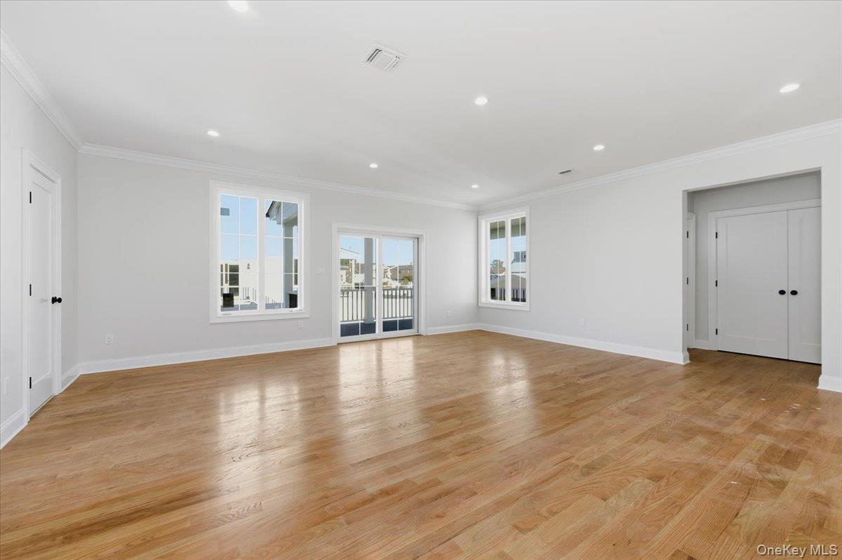 #9 photo, 2437 Archer Street, ナッソー郡 Seaford , NY 11783