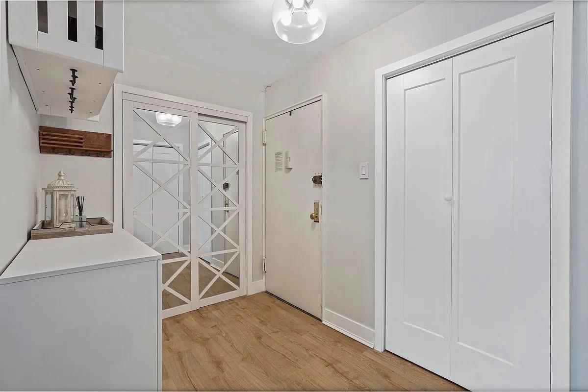 #12 photo, 85-10 151 Avenue, Howard Beach , NY 11414