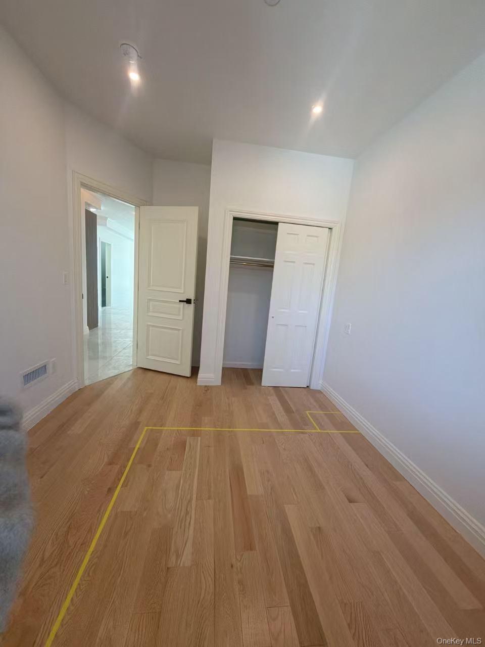 #9 photo, 71-37 166 Street, Fresh Meadows , NY 11354