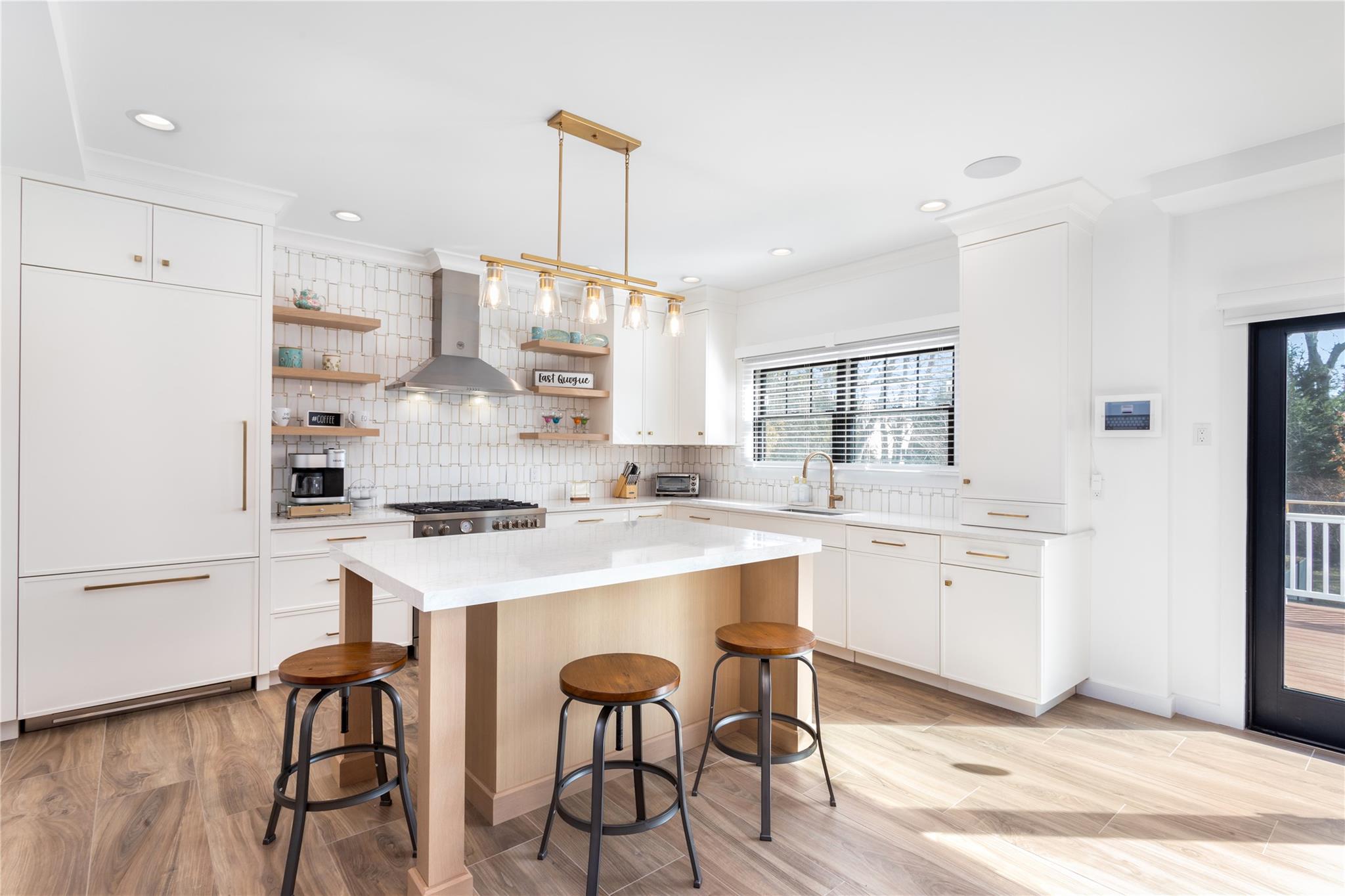 #2 photo, 9 Walker Court, サフォーク郡 East Quogue , NY 11942