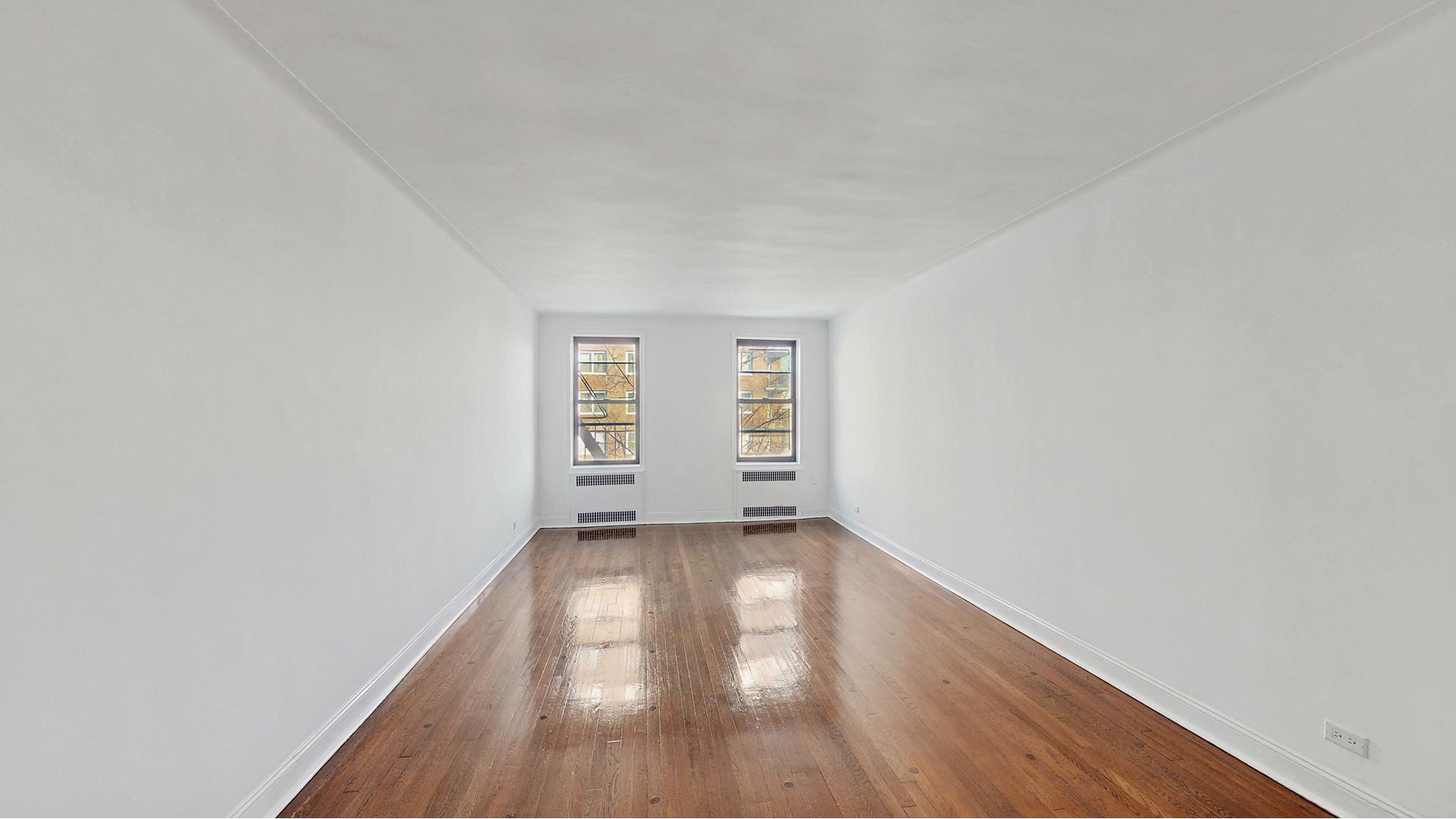 #4 photo, 3220 Ave H, ブルックリン区 Flatbush , NY 11210