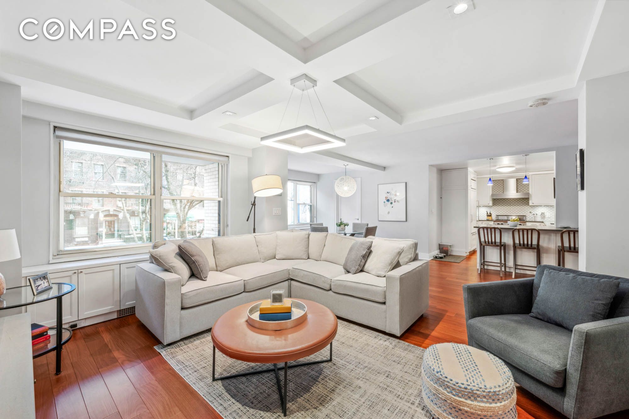 #1 photo, 420 E 72nd Street, Upper East Side , NY 10021