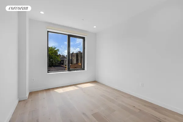 #1 photo, 170-22 CEDARCROFT Road, New York City , NY 11432